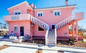 Apartments Ljubo - Modern Andy Cosy